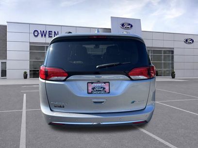 Used 2018 Chrysler Pacifica Limited