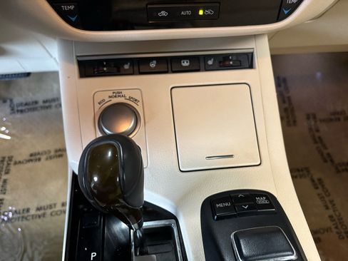 Used 2013 Lexus ES 350 Sedan image 20