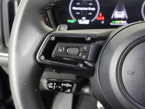 Certified 2026 Porsche Cayenne S AWD/4WD image 18