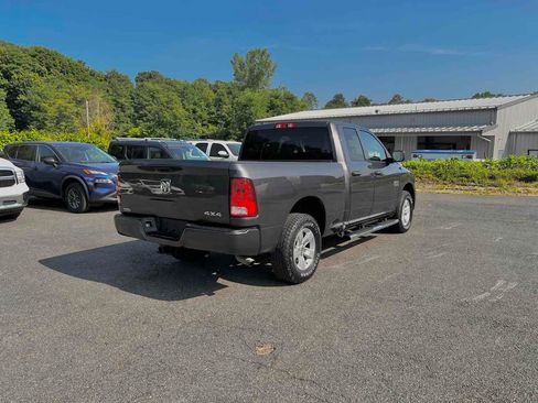 Used 2018 RAM 1500 Express image 7