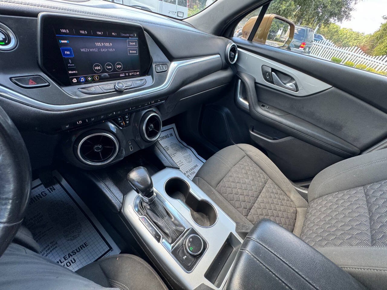 Used 2019 Chevrolet Blazer LT FWD image 19