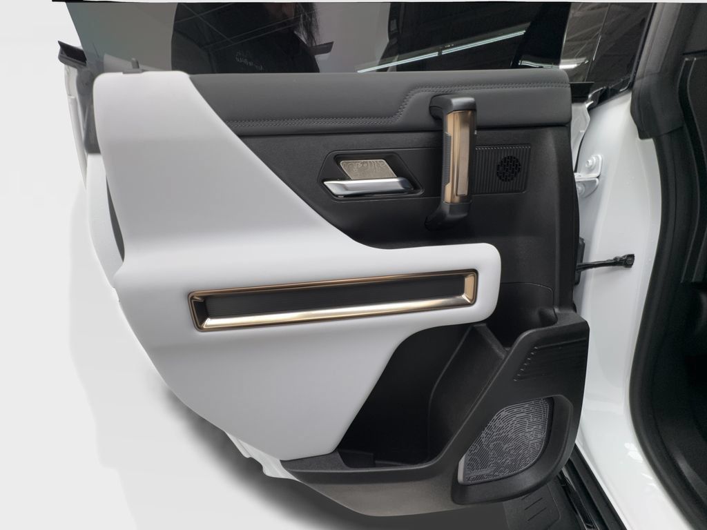 Used 2024 GMC Hummer EV 3X AWD/4WD image 29