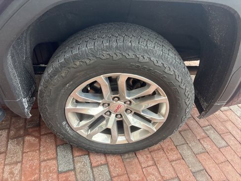 Used 2020 GMC Sierra 1500 SLT w/ SLT Premium Plus Package image 8