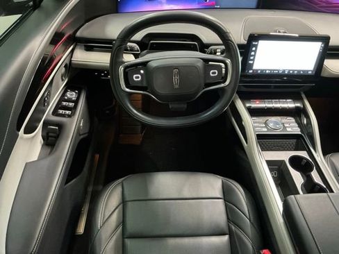 Used 2024 Lincoln Nautilus Premier w/ Equipment Group 102A AWD/4WD image 9