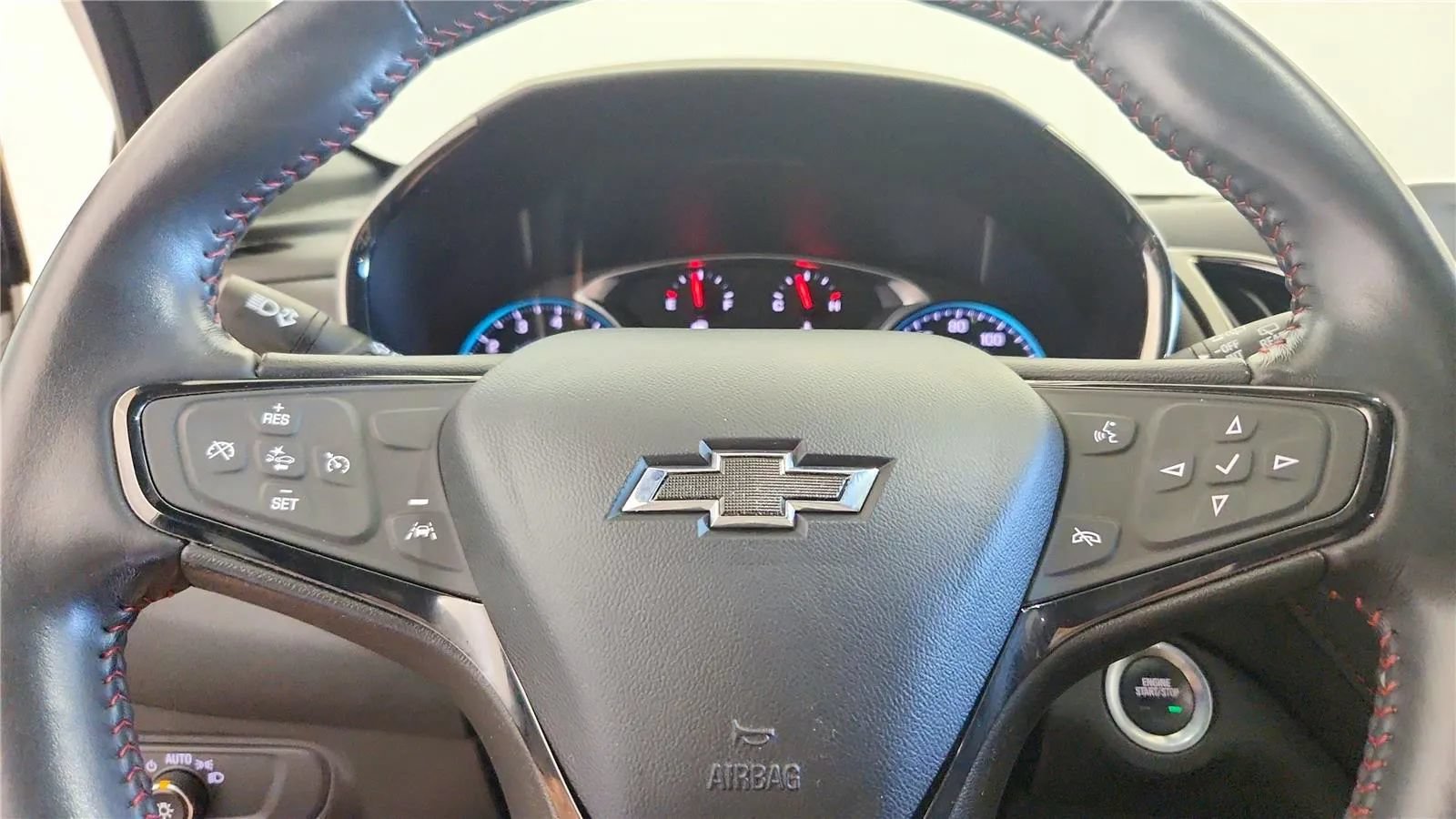 Used 2022 Chevrolet Equinox RS FWD image 17