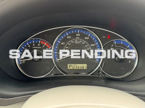 Used 2010 Subaru Forester 2.5X Premium image 20