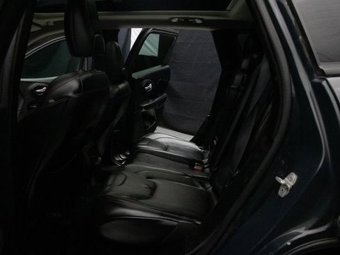 Used 2016 Jeep Cherokee Trailhawk w/ Comfort/Convenience Group image 21