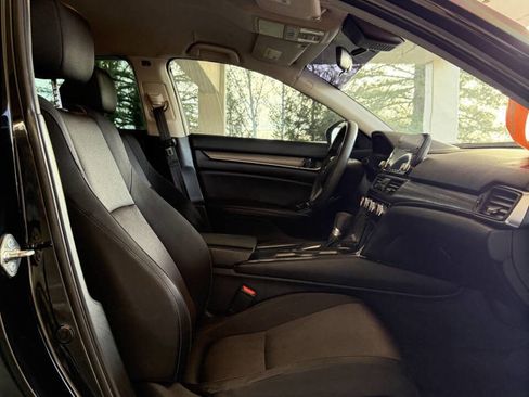 Used 2018 Honda Accord LX image 14