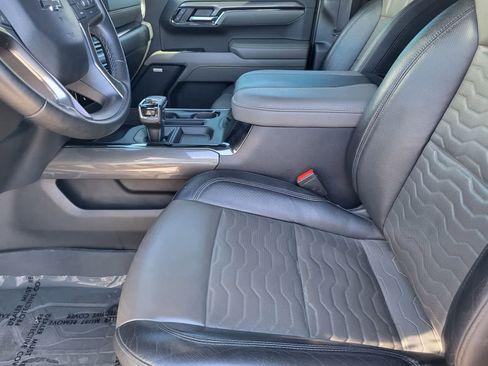 Used 2023 Chevrolet Silverado 1500 ZR2 w/ Technology Package image 26