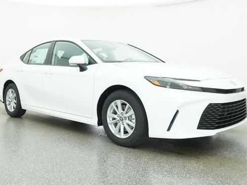New 2026 Toyota Camry LE FWD image 29