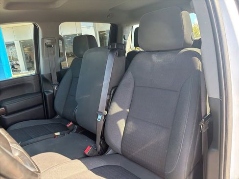 Used 2023 Chevrolet Silverado 2500 LT w/ Convenience Package image 17