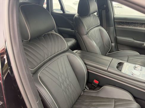 Used 2024 Genesis G90 3.5T AWD/4WD image 10