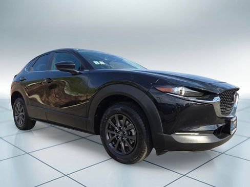 Used 2021 MAZDA CX-30 FWD 2.5 S image 2