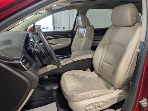 Used 2020 Buick Enclave Essence w/ Sound and Sites Package image 16
