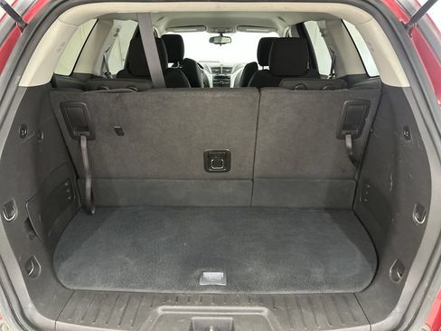 Used 2012 Chevrolet Traverse LT w/ All-Star Edition AWD/4WD image 24