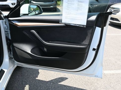 Used 2023 Tesla Model 3 Standard Range RWD image 40