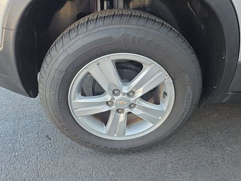 Used 2022 Chevrolet Trax LT image 25