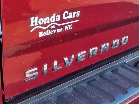 Used 2018 Chevrolet Silverado 1500 LT w/ All Star Edition image 11