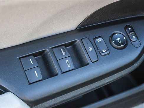 Used 2019 Honda Insight EX image 28