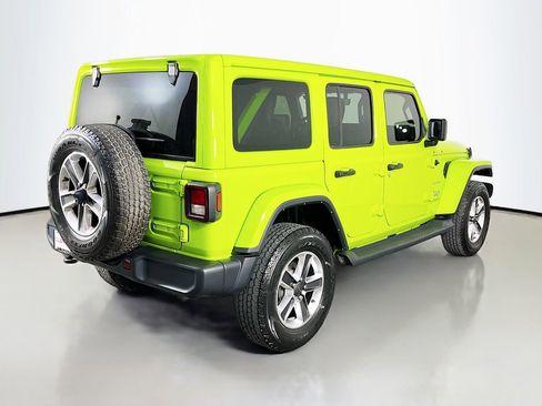 Used 2021 Jeep Wrangler Unlimited Sahara w/ Uconnect 4C Nav & Sound Group AWD/4WD image 7