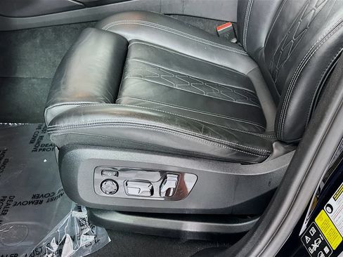 Used 2023 BMW X6 xDrive40i w/ M Sport Package AWD/4WD image 22