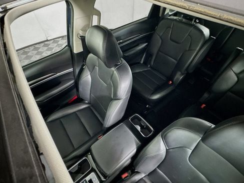 Certified 2024 Kia Telluride S w/ S Sunroof Package AWD/4WD image 22