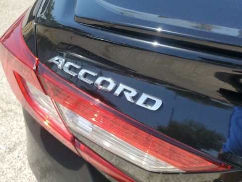 Used 2022 Honda Accord Sport Special Edition image 10