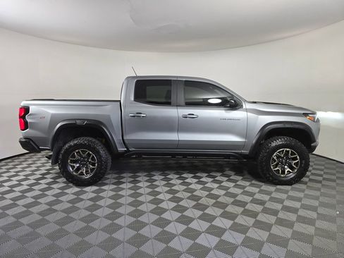 Used 2024 Chevrolet Colorado ZR2 w/ Technology Package AWD/4WD image 8