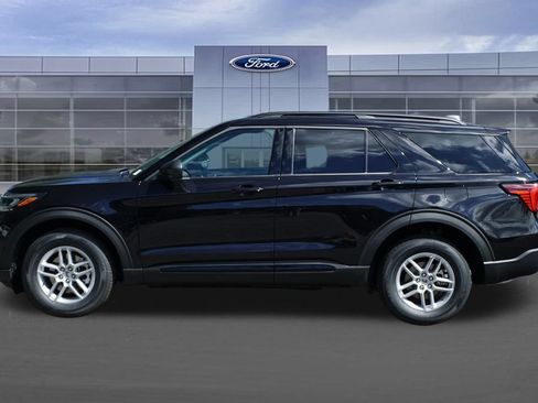 New 2026 Ford Explorer Active AWD/4WD image 4