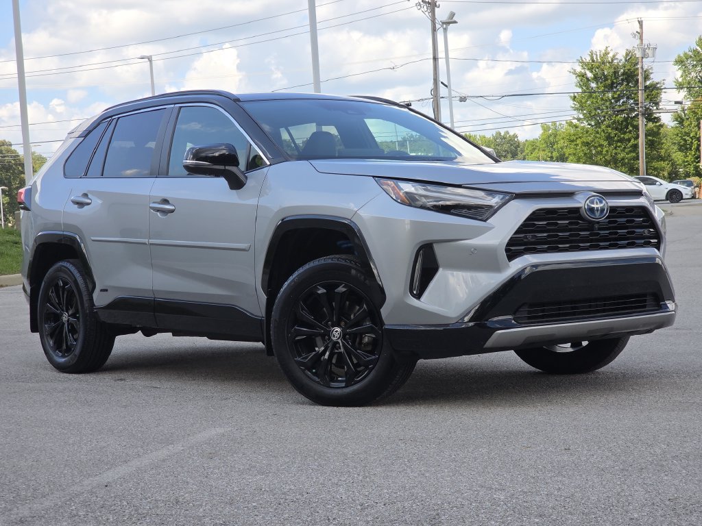 Used 2024 Toyota RAV4 XSE w/ Advanced Technology Package AWD/4WD image 4