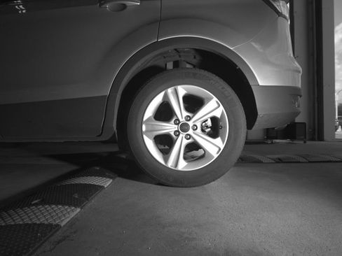 Used 2016 Ford Escape SE FWD image 29