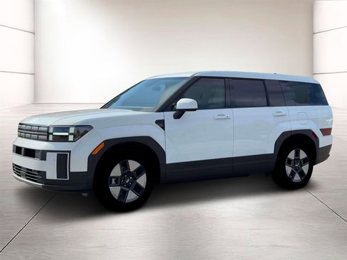 New 2026 Hyundai Santa Fe SE image 2