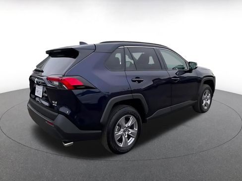 Used 2025 Toyota RAV4 XLE image 15