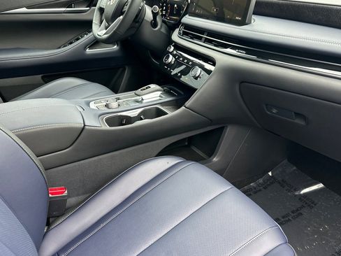 New 2026 INFINITI QX60 Sport w/ Dark Cargo Package image 18