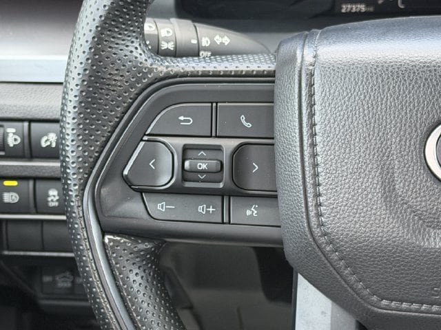 Used 2025 Toyota Tacoma SR5 RWD image 13