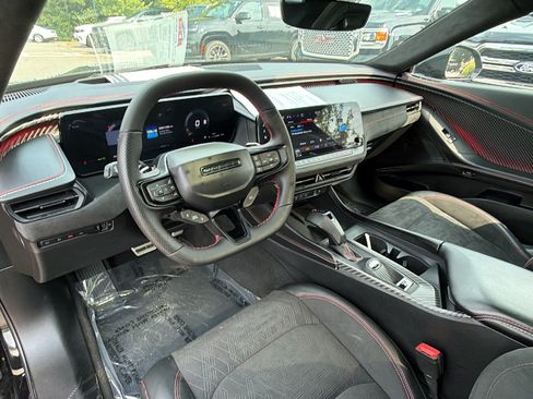 Used 2024 Dodge Charger Daytona Scat Pack w/ Plus Group AWD/4WD image 23
