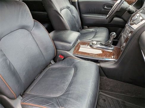 Used 2017 Nissan Armada SL w/ Interior Lighting Package image 31