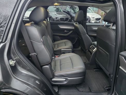 Used 2024 MAZDA CX-90 Plug-In Hybrid w/ Premium Pkg image 11