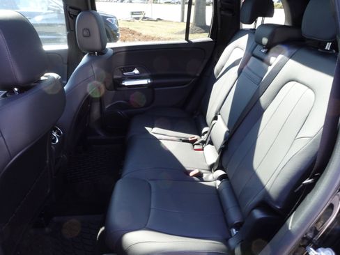 Certified 2022 Mercedes-Benz GLB 250 GLB 250 4MATIC SUV image 13