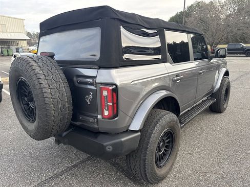 Used 2021 Ford Bronco Outer Banks image 7