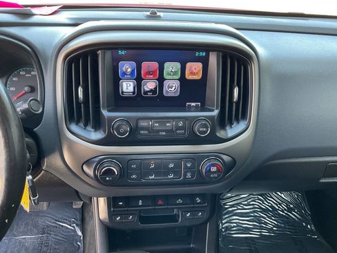 Used 2015 Chevrolet Colorado Z71 image 15