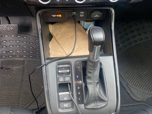 Used 2025 Honda CR-V EX-L image 9