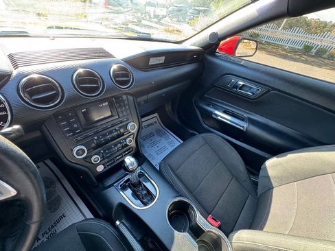 Used 2015 Ford Mustang V6 2dr Fastback image 17