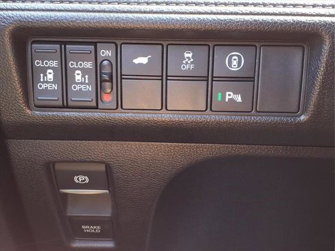 Used 2023 Honda Odyssey Touring image 25