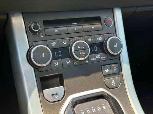 Used 2017 Land Rover Range Rover Evoque SE AWD/4WD image 26