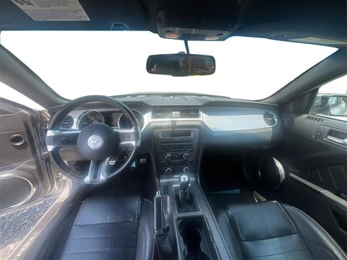 Used 2014 Ford Mustang GT Premium RWD image 22