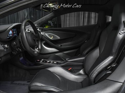 Used 2023 McLaren GT RWD image 22