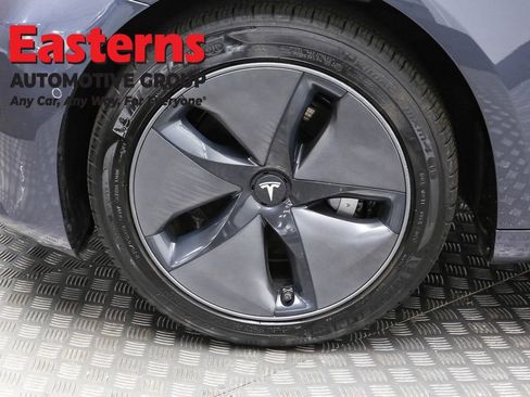 Used 2018 Tesla Model 3 Long Range image 29