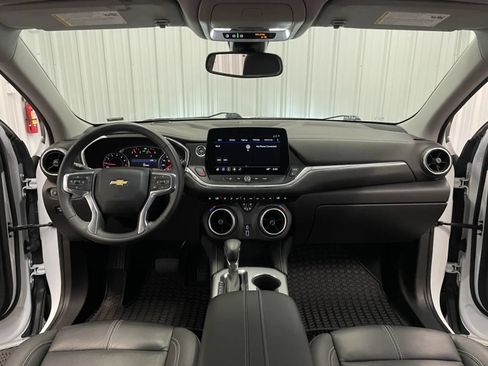 Used 2023 Chevrolet Blazer LT FWD image 28