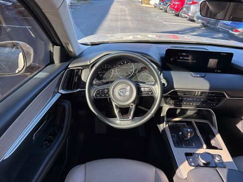 Used 2025 MAZDA CX-90 3.3 Turbo w/ Preferred Package image 17